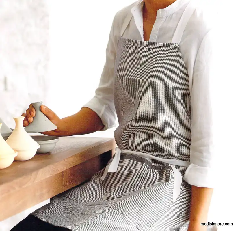 Striped Apron & Dish Towels Trending