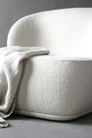 Tuva Lounge Chair, White By World Modern Design New Release