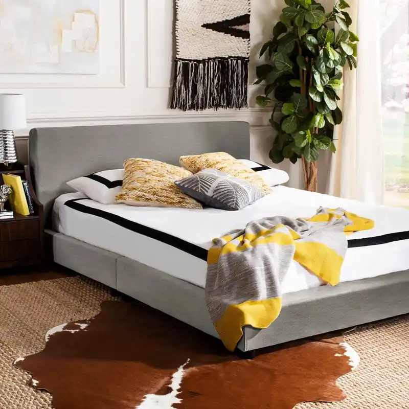 Safavieh Carter Bed Queen Size - Grey Viral