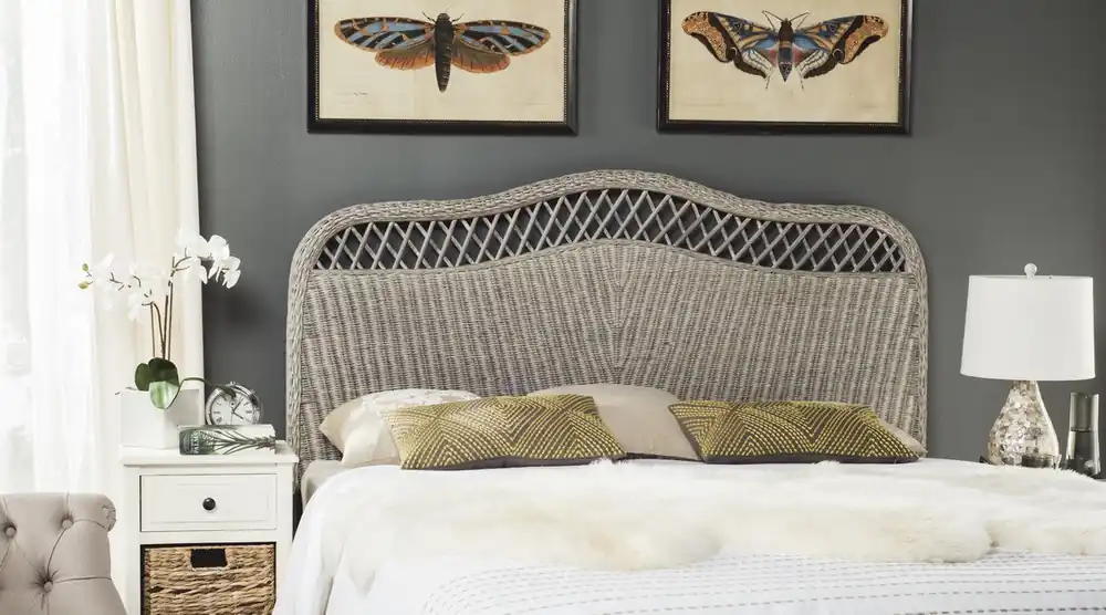 While Supplies Last Safavieh Sephina Headboard Full Size - Antique